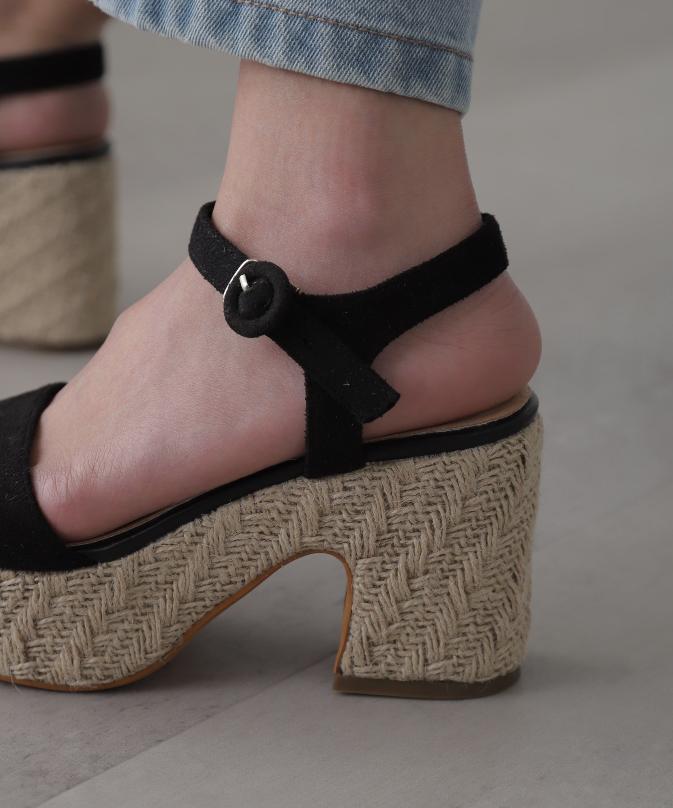  「くるみバックルサンダル」|その他|