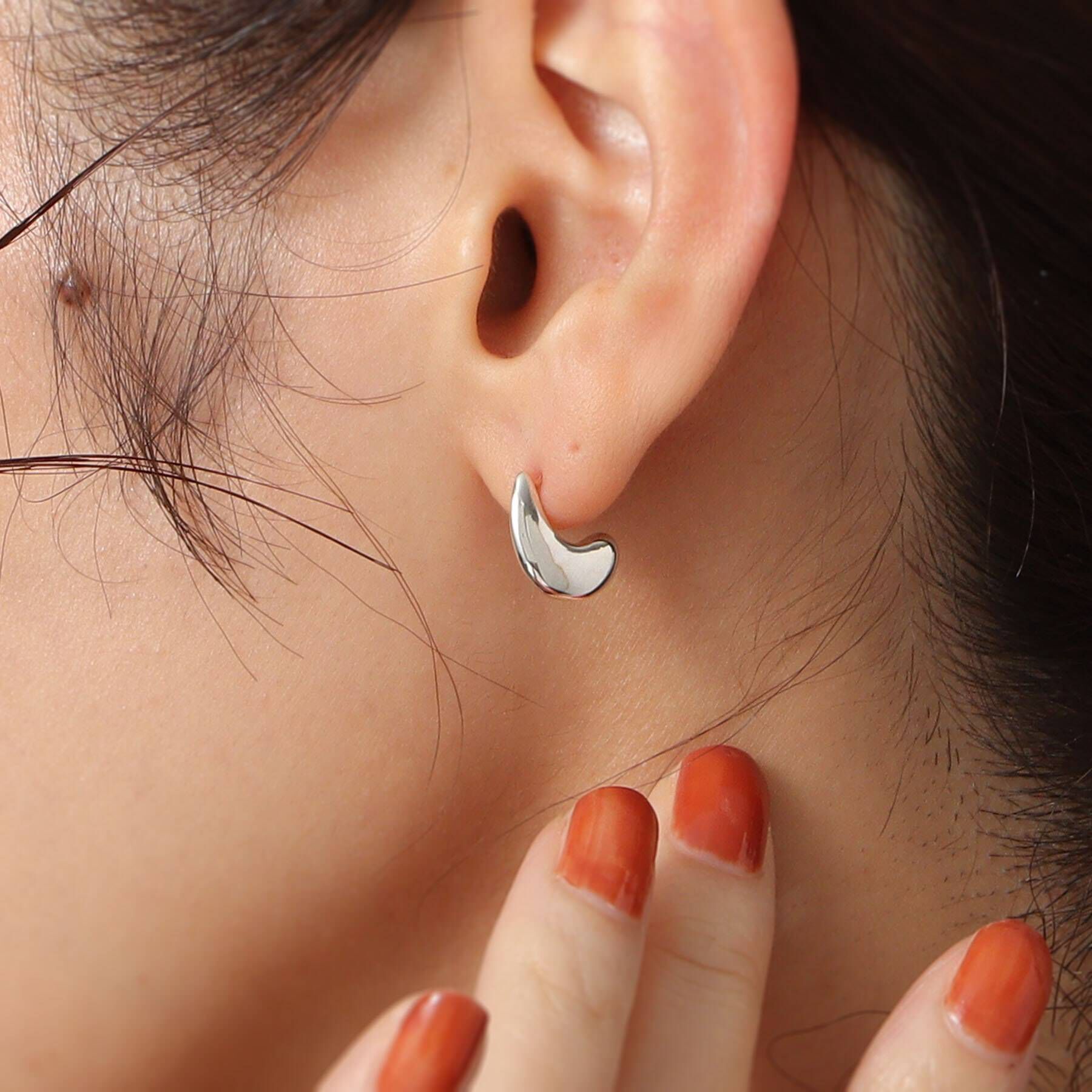 COCOSHNIK「シルバー ドロップ フープピアス」|ピアス|