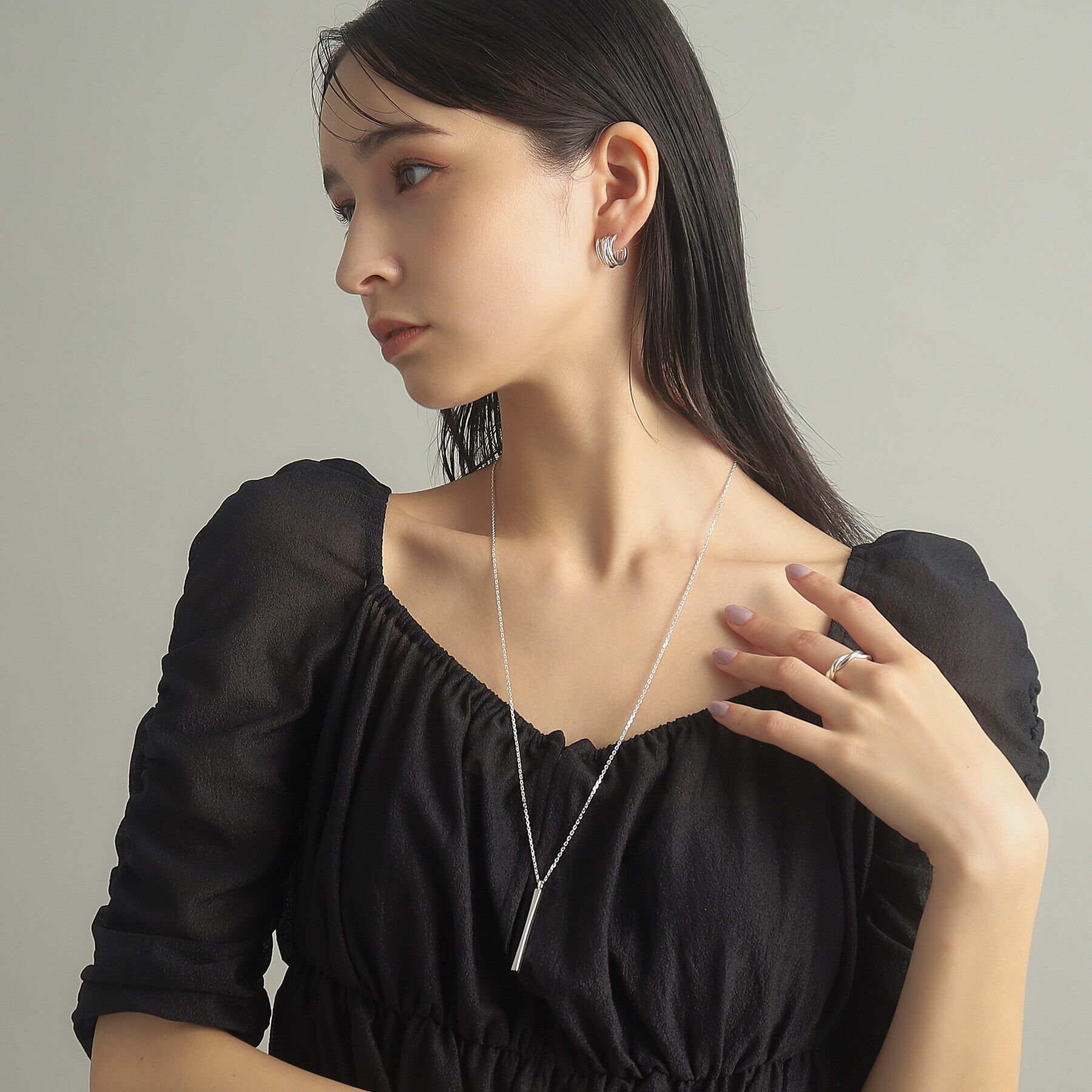 COCOSHNIK ONKITSCH「シルバー スロープカットバーネックレス」|ネックレス|