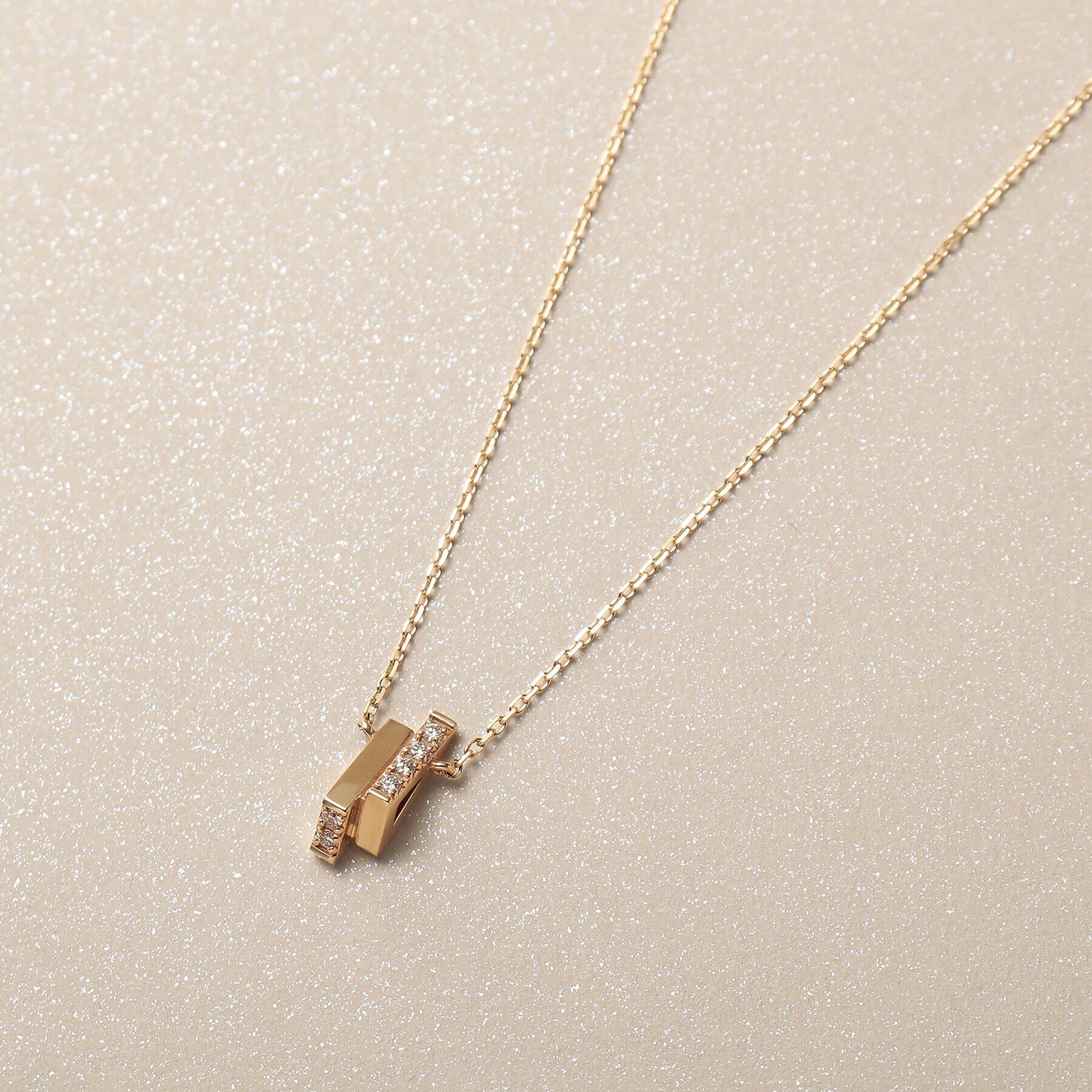 COCOSHNIK「K10ダイヤモンド トライアングルシェイプ ネックレス」|ネックレス|