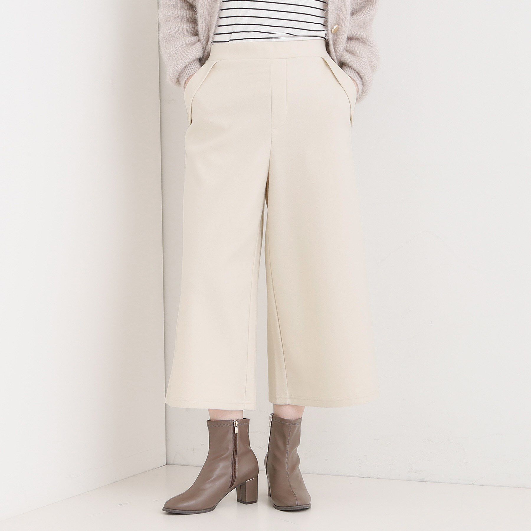 SHOO･LA･RUE「【洗濯機可】美脚見え あったか圧縮ニット ガウチョパンツ」|その他|