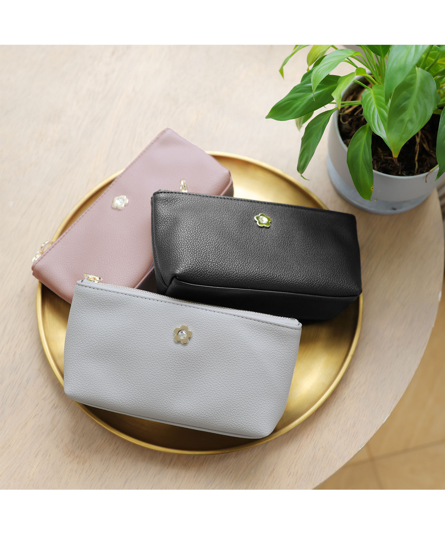 MARY QUANT「ビジューデイジー 舟型ペンケース」|ポーチ|