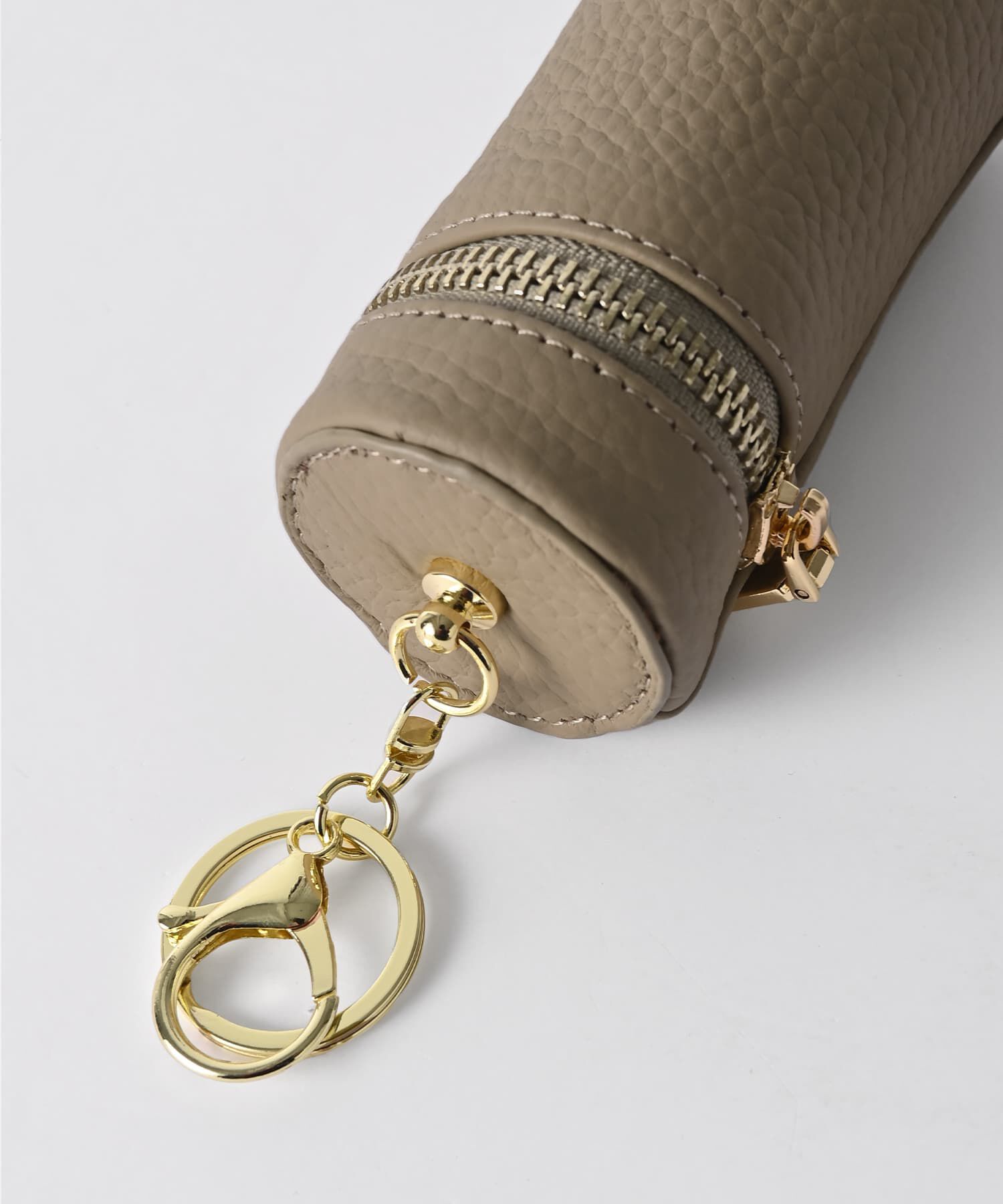 STYLE DELI「【DELI by】ラウンドシェイプ・リアルレザーリップホルダー」|ポーチ|