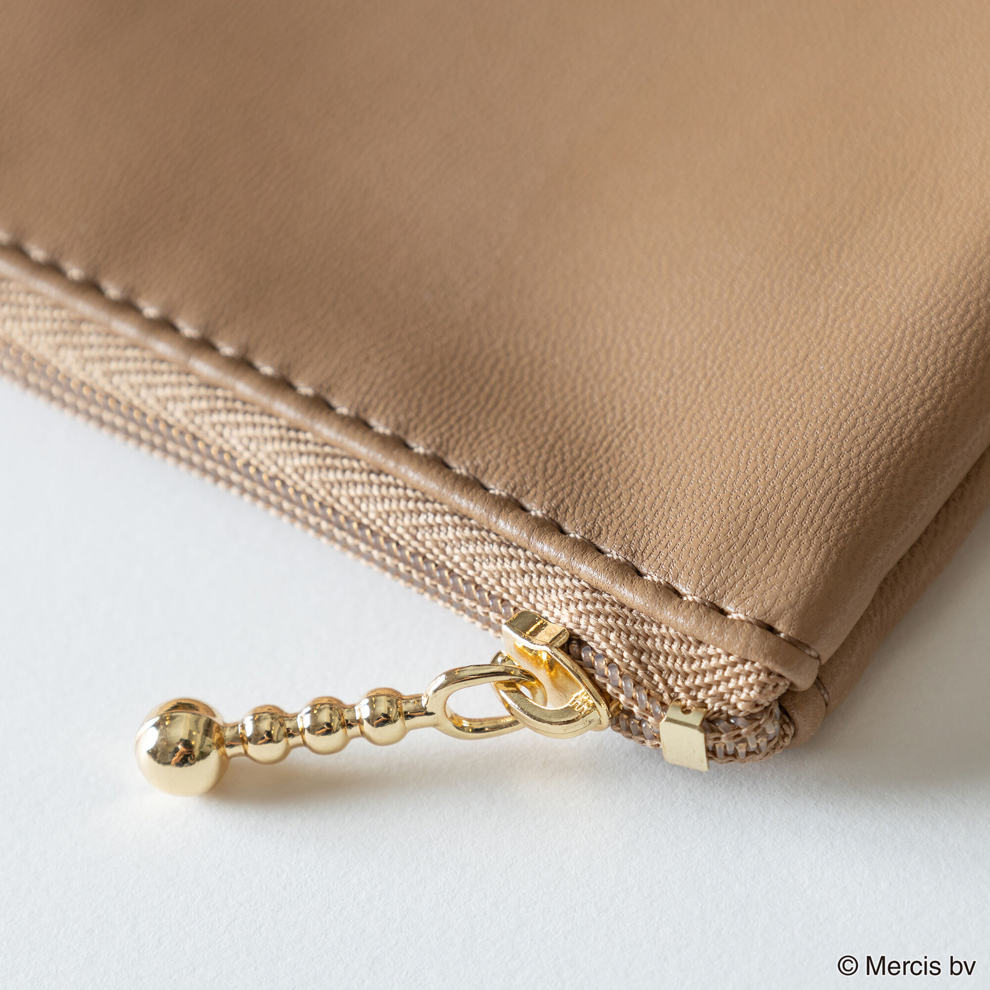  「BRUNA MIMITSUKI フラットポーチ」|ポーチ|