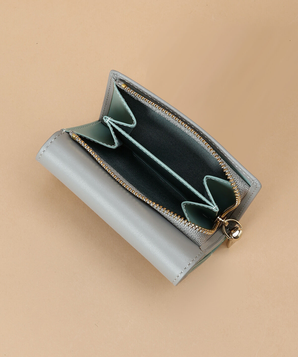 Samantha Thavasa「フラップデザイン 折財布」|財布|