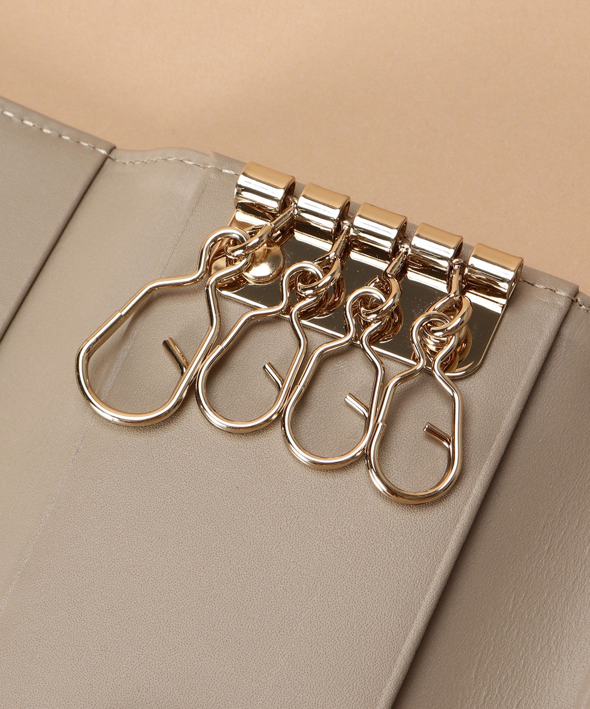 Samantha Thavasa「バイカラーエッジ キーケース」|キーケース|