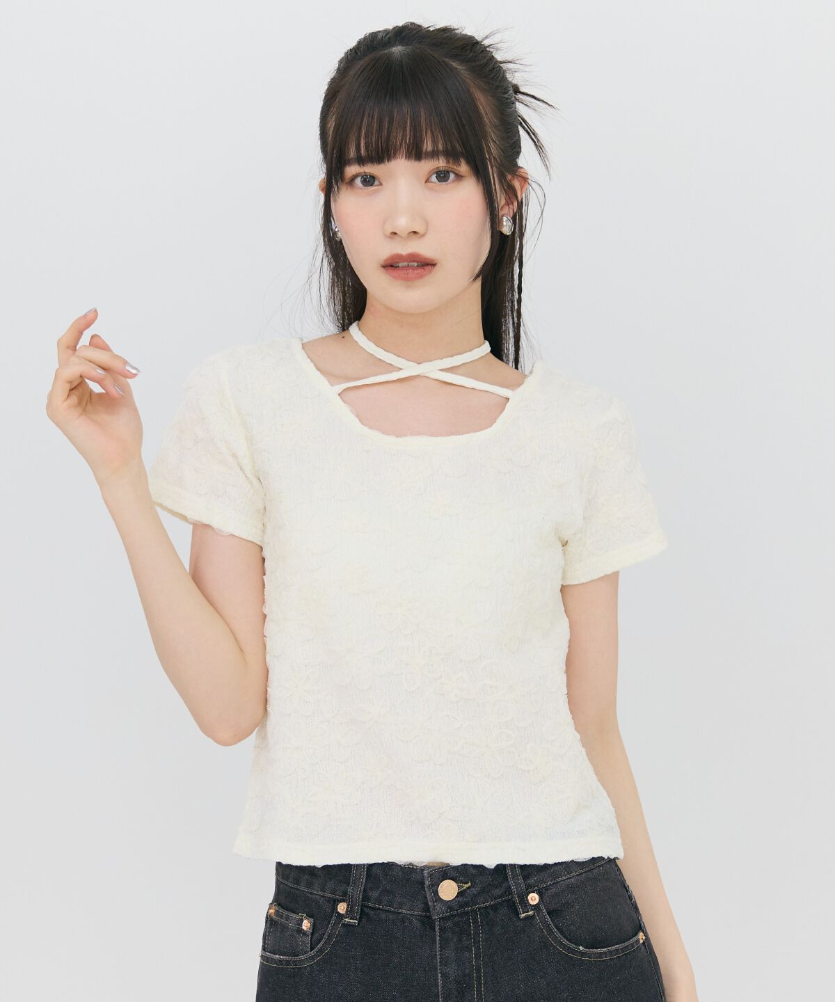 REDYAZEL「3DフラワーレースコンパクトTシャツ」|Tシャツ・カットソー|ベージュ