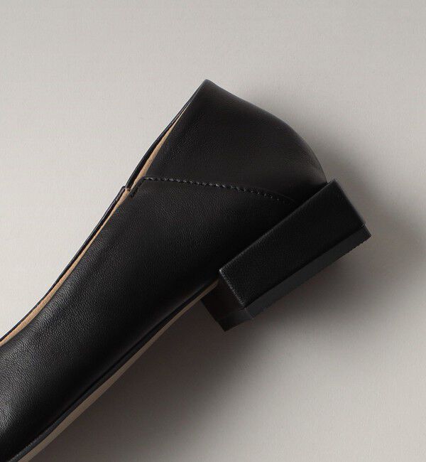 ODETTE E ODILE「スクエアセンターシーム フラット25&darr;&uarr;」|パンプス|