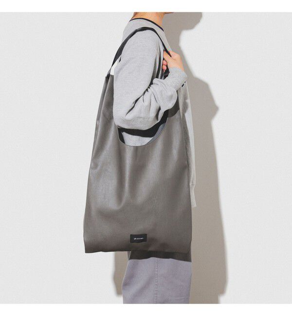 BEAMS「フェイクレザー ショッパー L」|ポーチ|SMOKE