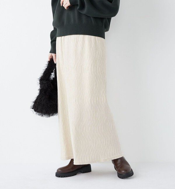 SHIPS Colors 「SHIPS Colors:〈手洗い可能〉ポリエステル ベロア プリーツ タイトスカート」|スカート|オフホワイト