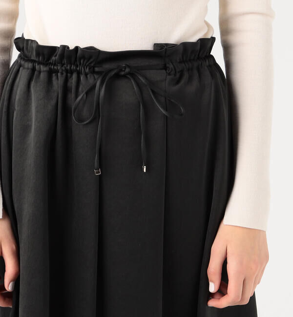 Ballsey「スライミーサテン ギャザーフレアスカート」|フレア|