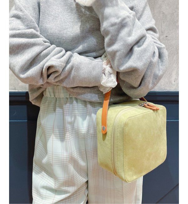 IENA LA BOUCLE「AURALEE/オーラリー LEATHER SMALL TRAVEL CASE MADE B バッグ A24AB03AE」|ハンドバッグ|