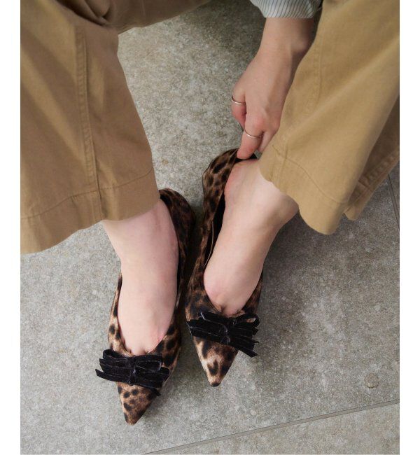  「ポインテッドメニーリボンフラット」|その他|ブラウン B