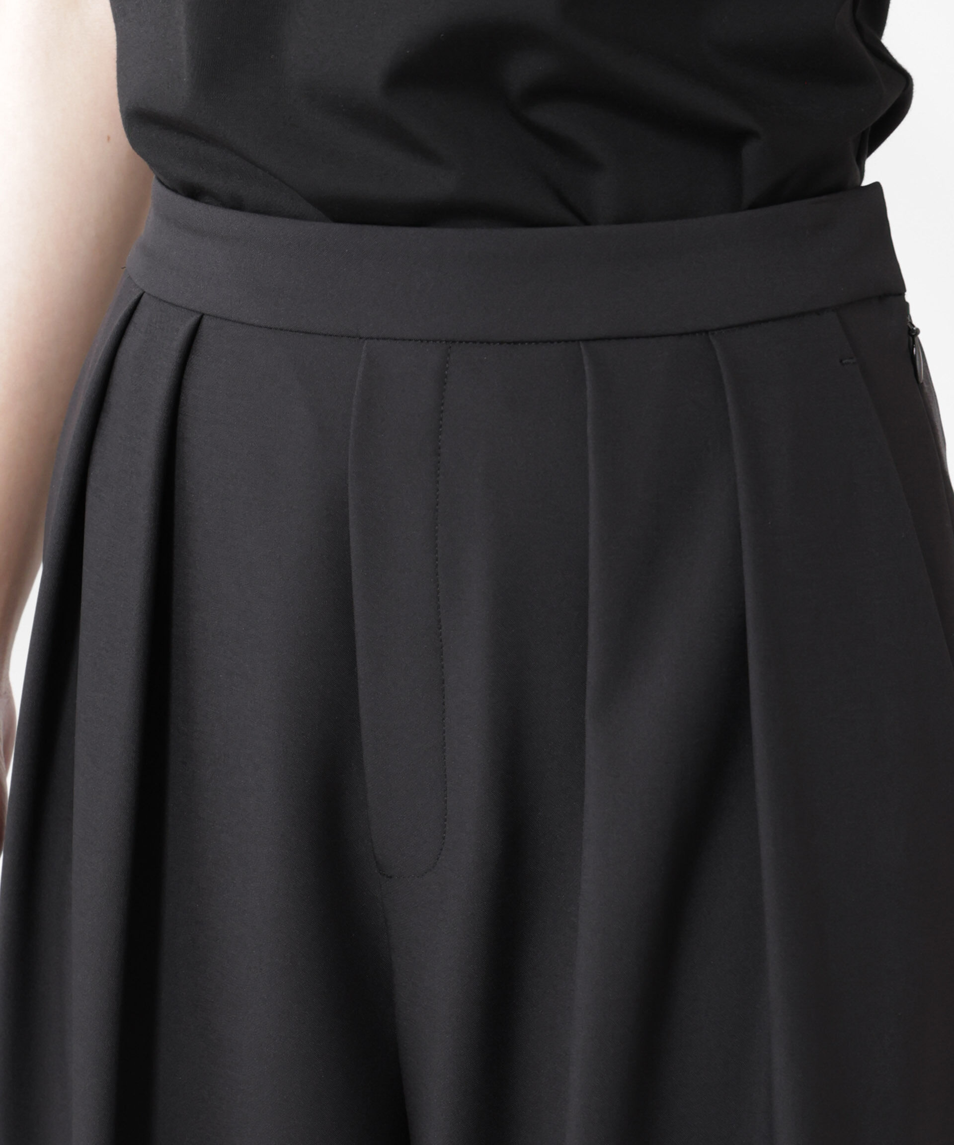 nano･universe「撥水UVストレッチタックワイドパンツ」|チノ|