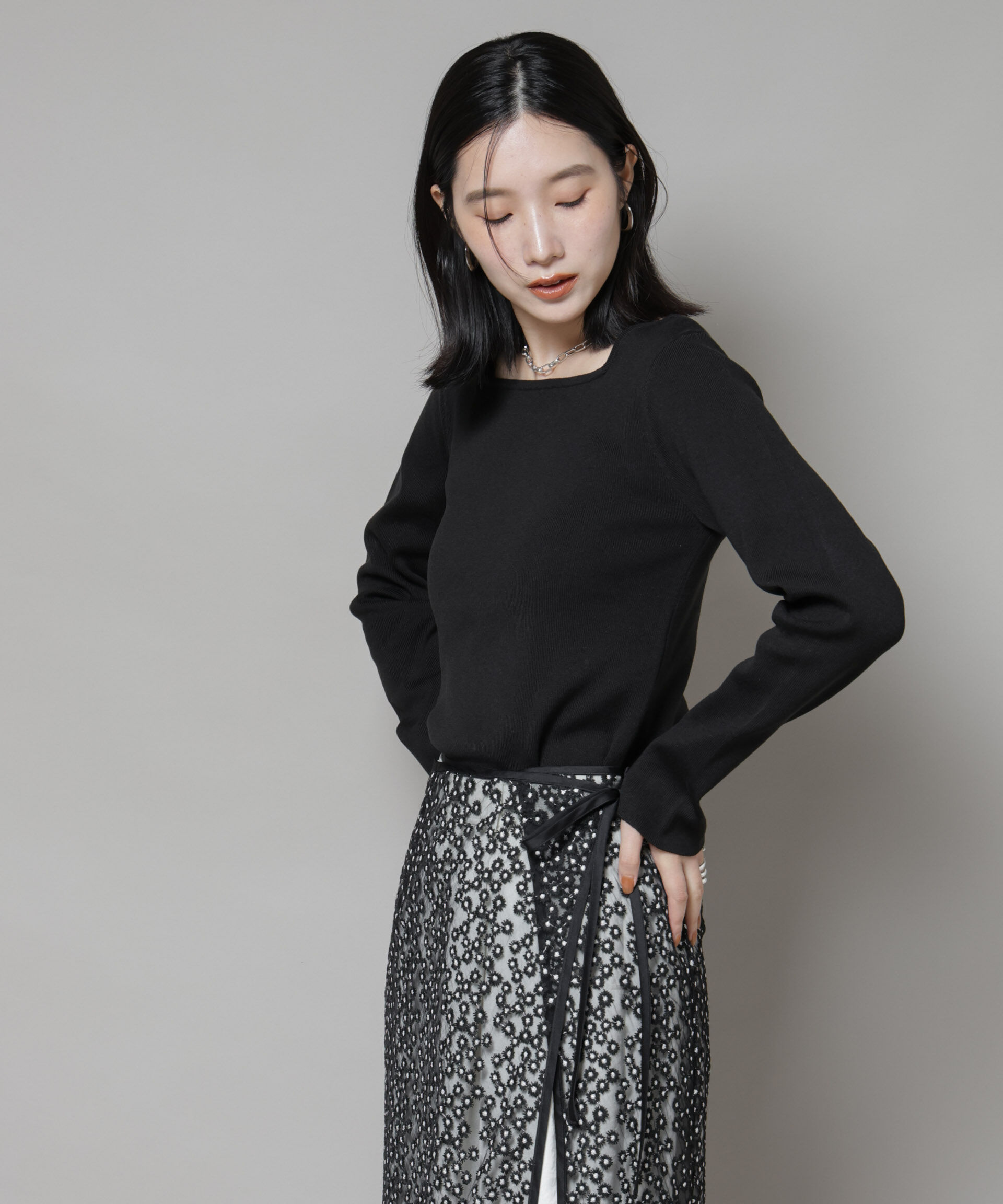 nano･universe「スクエア&ボートネック前後2wayニットプルオーバー」|ニット・セーター|