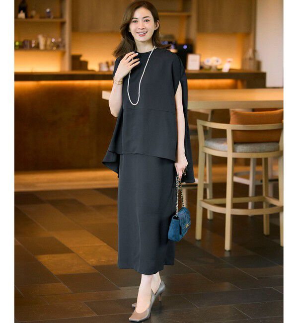 23区「【一部店舗限定/UVカット/洗える】ライトウェイトツイル ケープ付き ワンピース」|ワンピース|