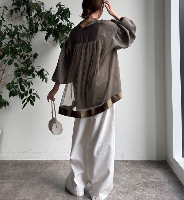  「【WEB限定】バックチュールブラウス」|シャツ・ブラウス|