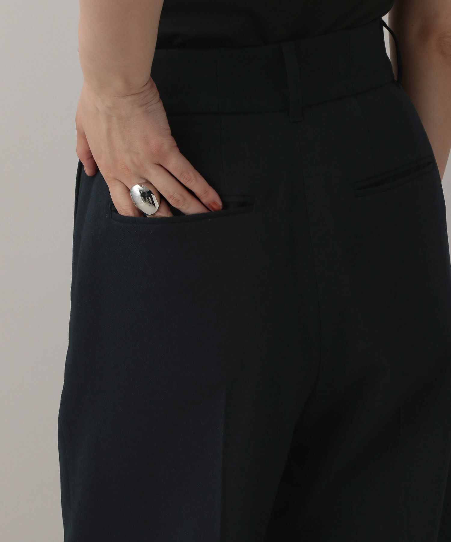 A part by 「【セットアップ対応】Ｗライクストレートパンツ」|スラックス|