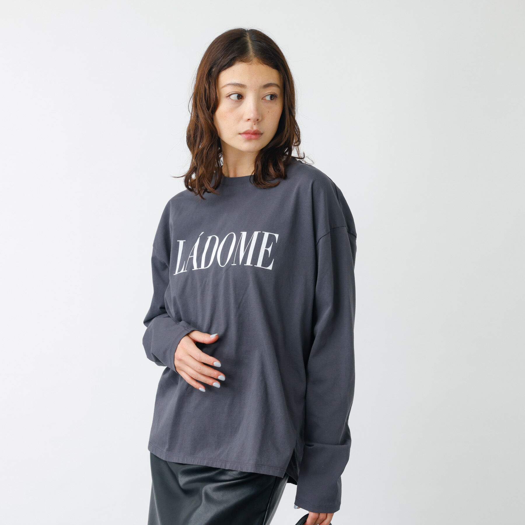 Rouge vif「別注【MICA&DEAL /マイカアンドディール】LADOME プリントロンT」|Tシャツ・カットソー|