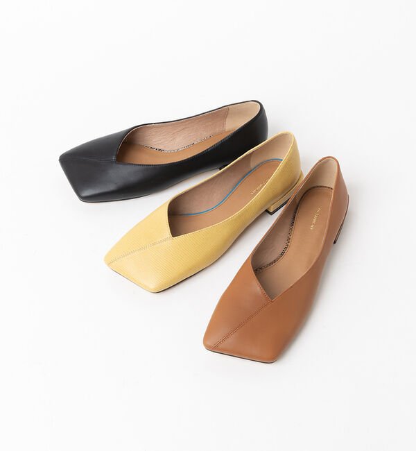 AU BANNISTER「スクエアトゥフラットパンプス」|パンプス|