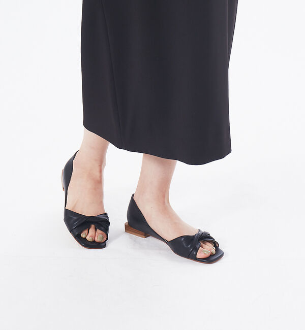 AU BANNISTER「ツイストオープントゥパンプス」|サンダル|