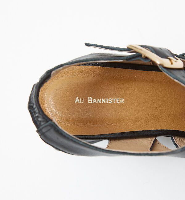 AU BANNISTER「グルカ風ヒールサンダル」|サンダル|