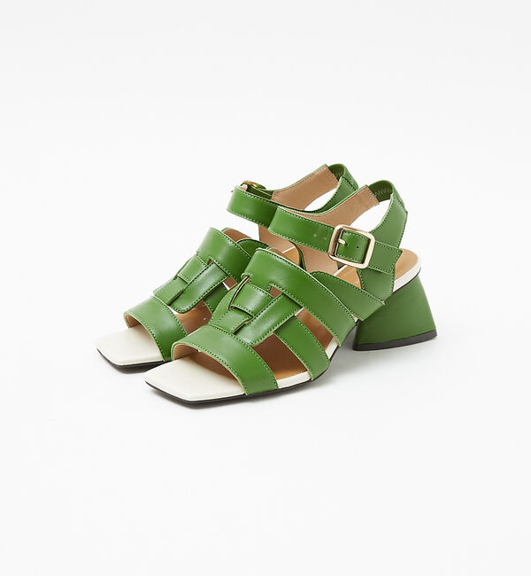 AU BANNISTER「グルカ風ヒールサンダル」|サンダル|