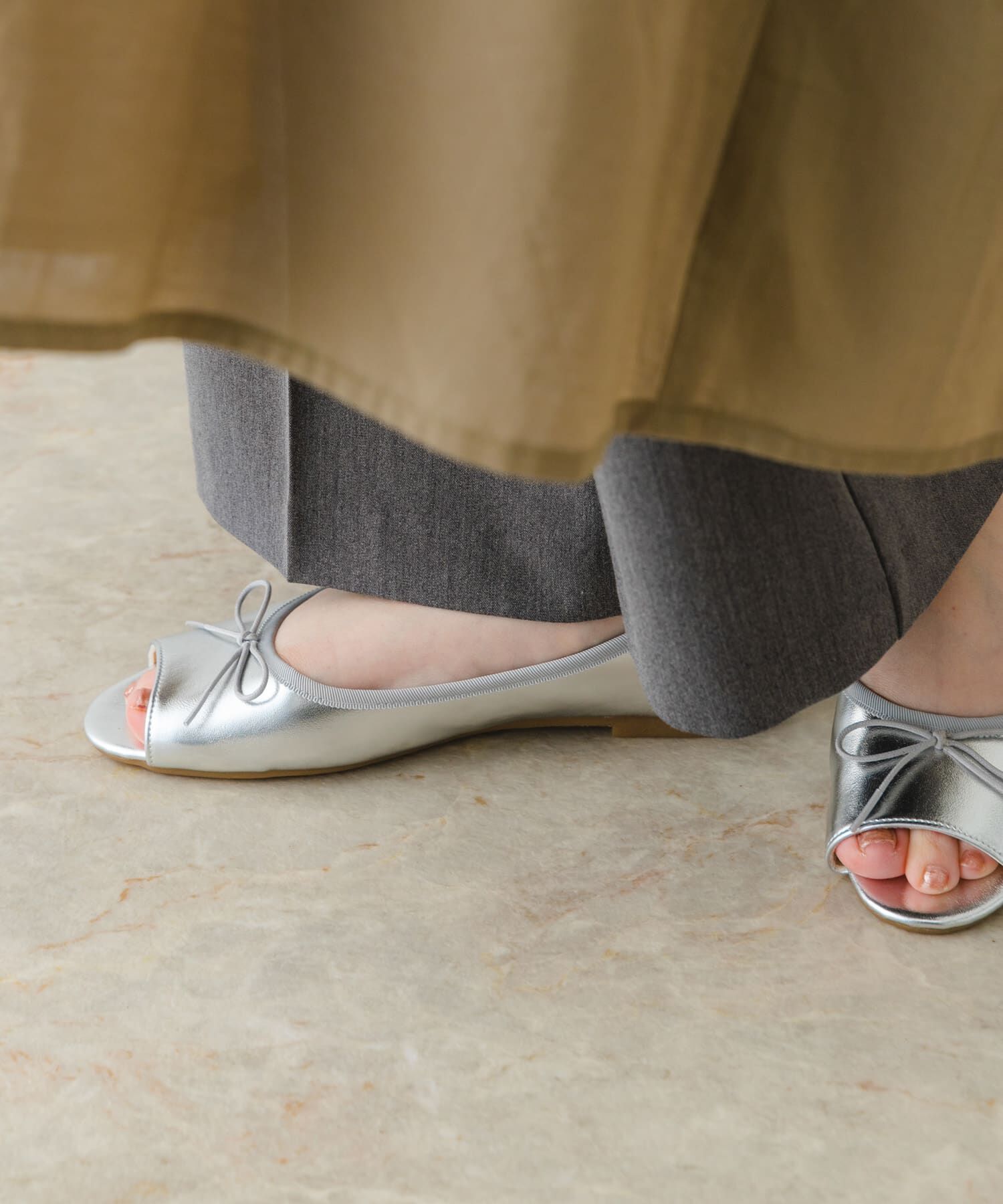 RODE SKO「『MADE IN JAPAN』オープントゥリボンパンプス」|パンプス|