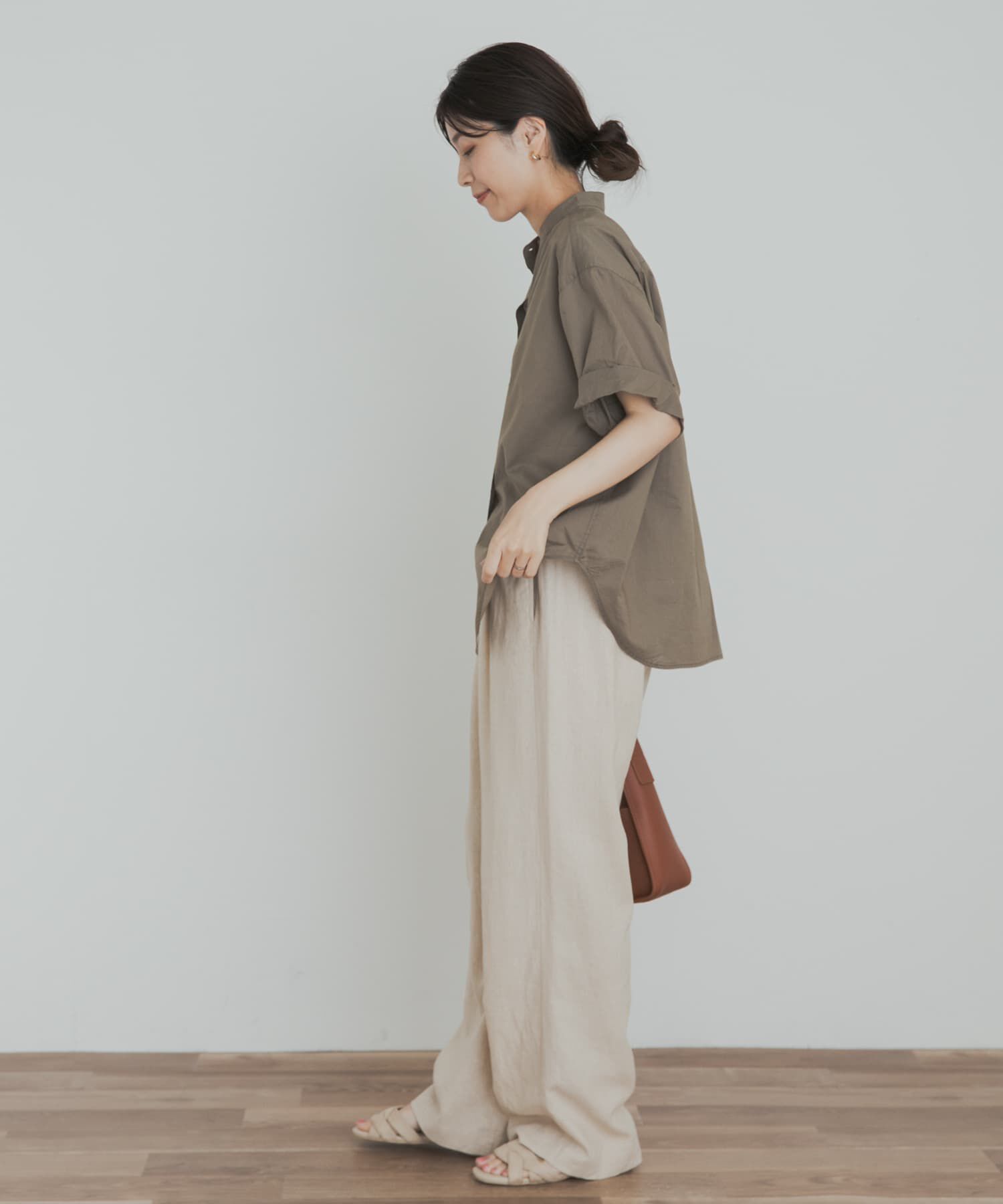 URBAN RESEARCH DOORS「製品染めロールスリーブブラウス」|シャツ・ブラウス|