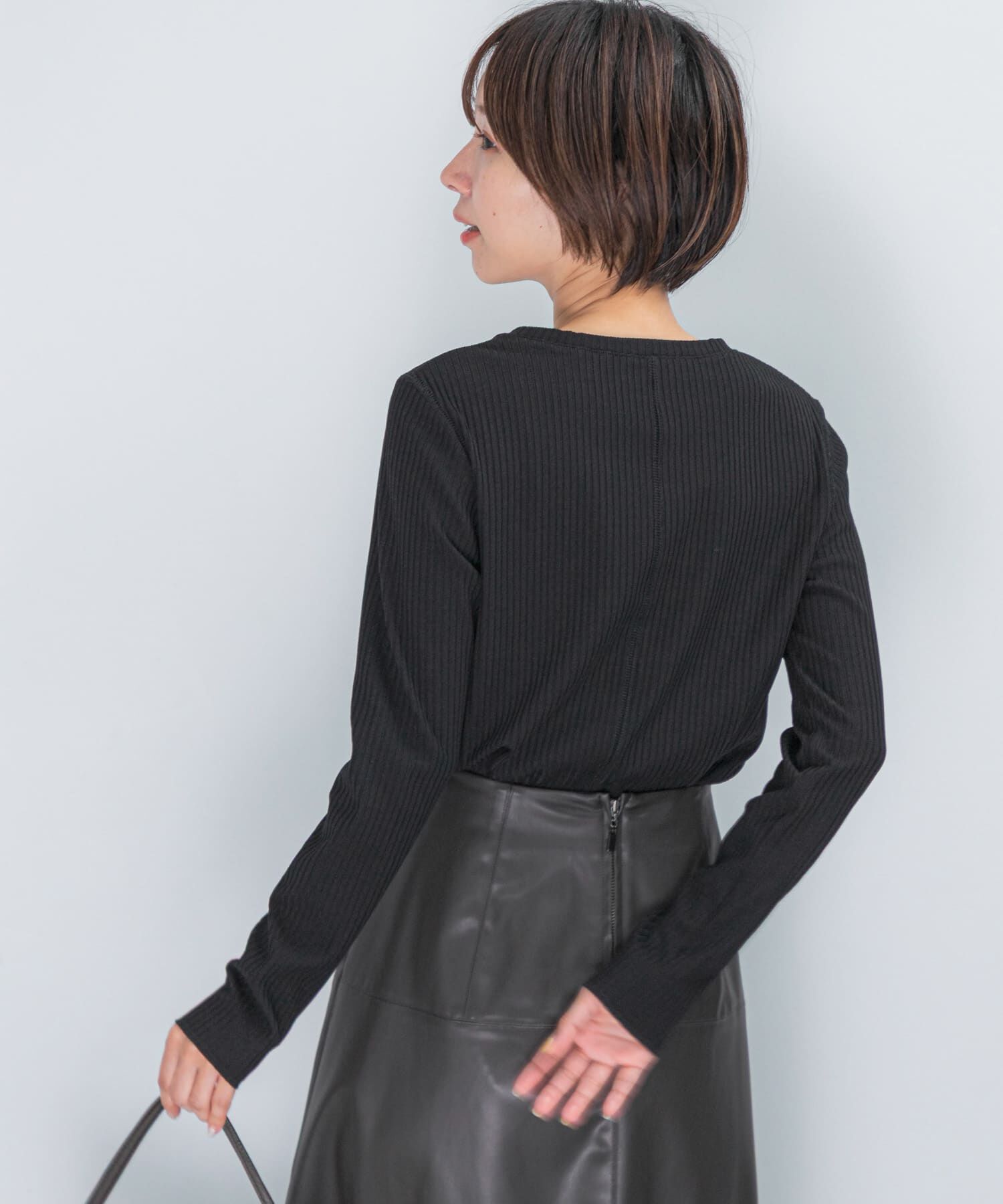 URBAN RESEARCH ROSSO「Uネックリブプルオーバー」|Tシャツ・カットソー|