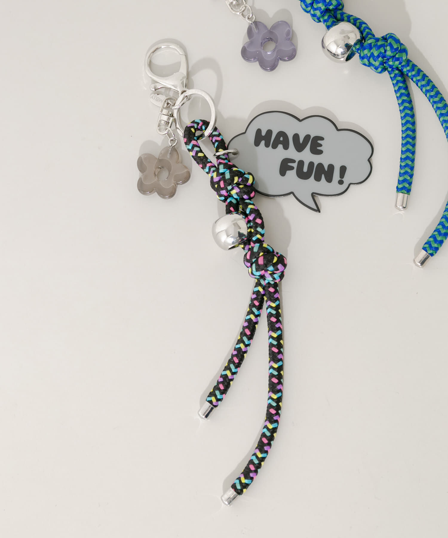 SMELLY「ワードバルーンキーチェーン」|チャーム・キーホルダー|ブラック系その他