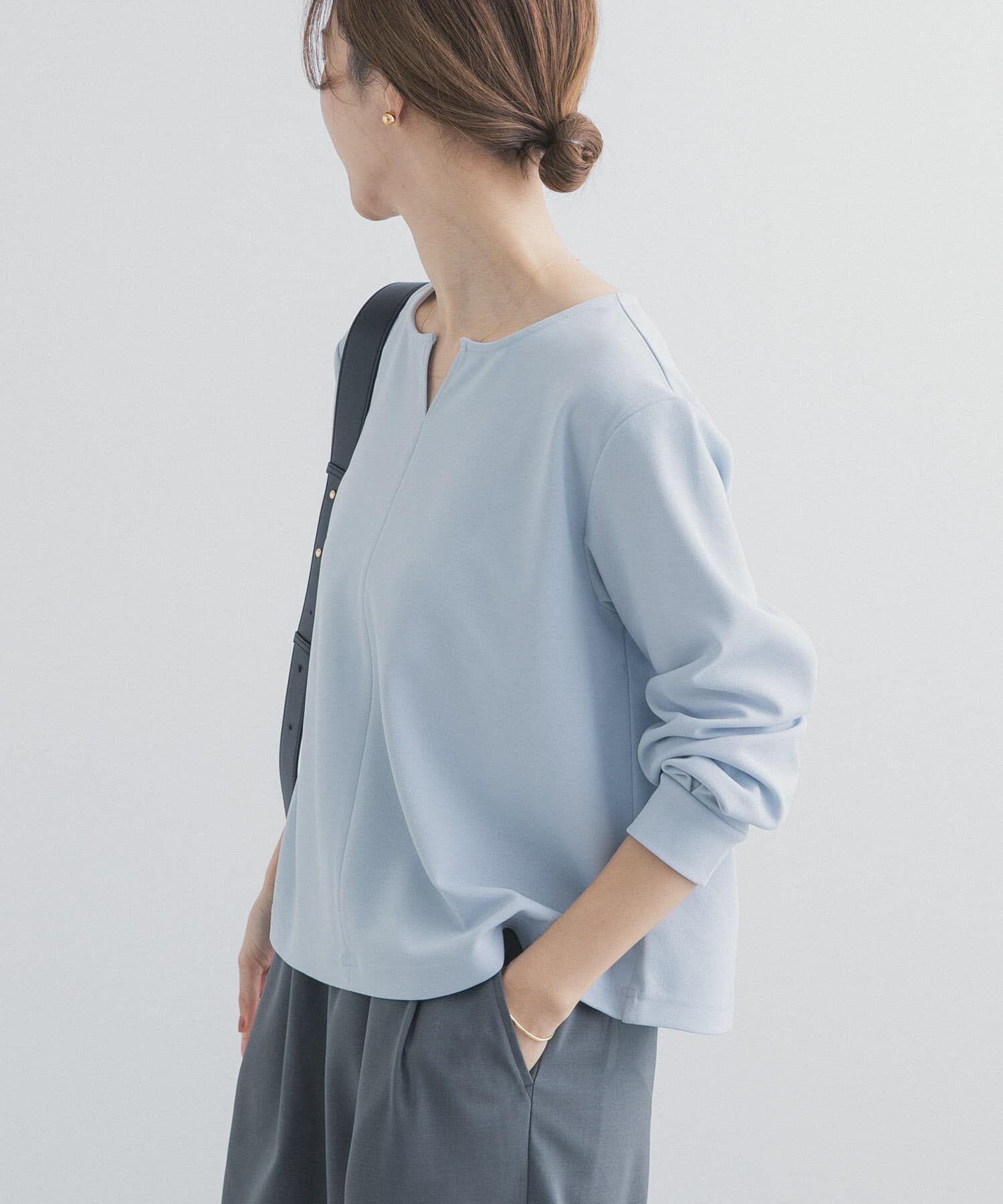 URBAN RESEARCH DOORS「『UR TECH』スリットネックプルオーバー」|シャツ・ブラウス|