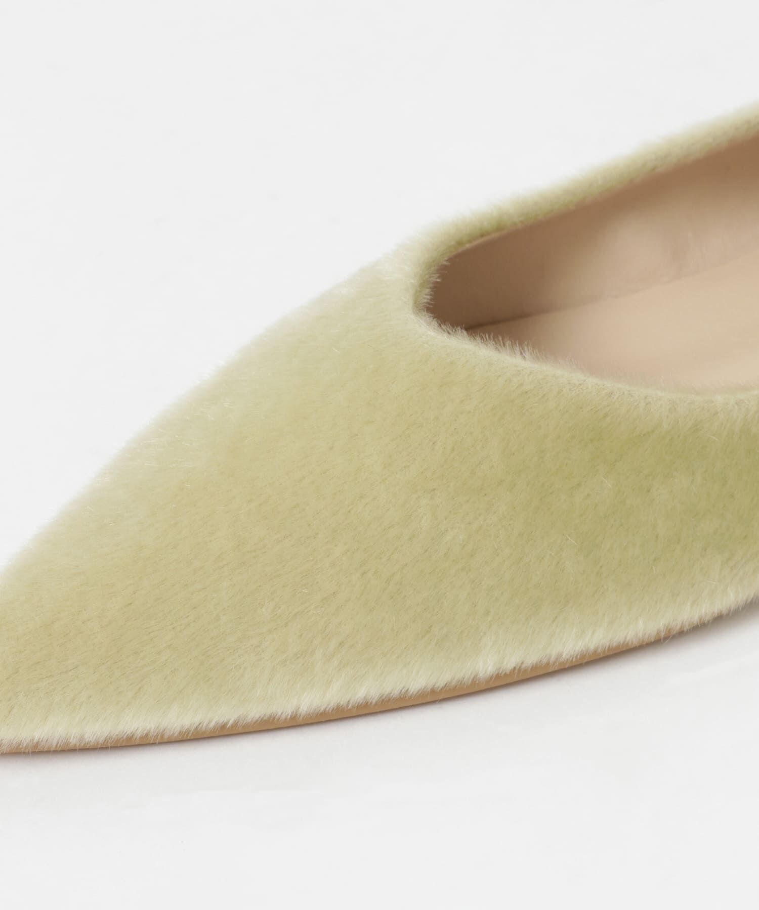  「ポインテッドトゥフェイクファーパンプス」|パンプス|