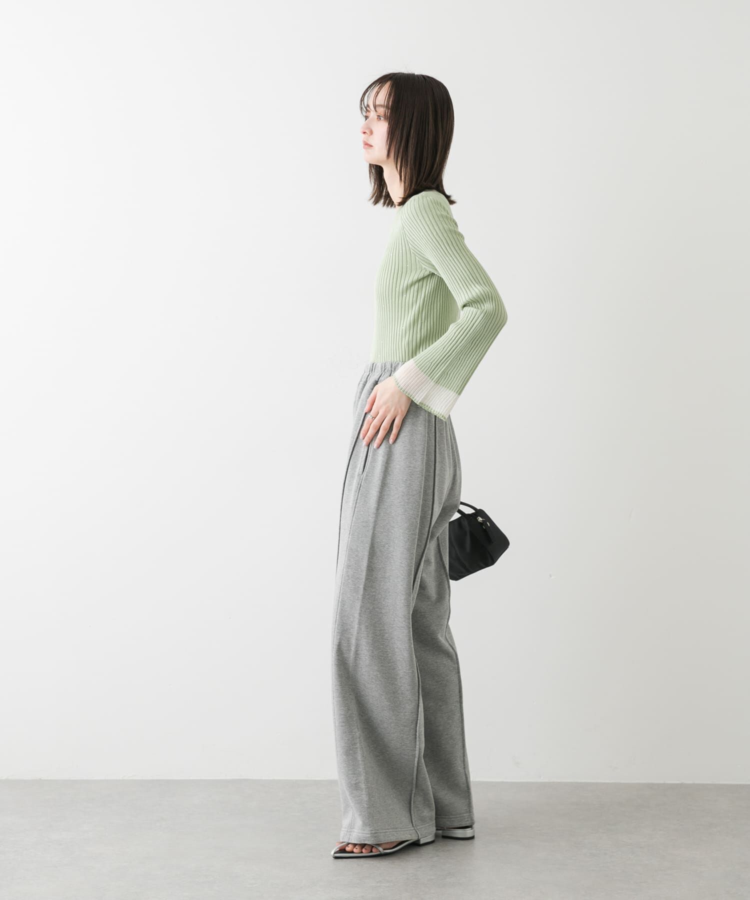 SENSE OF PLACE by URBAN RESEARCH「『洗濯可』スパンコールバイカラーコンパクトセーター」|ニット・セーター|