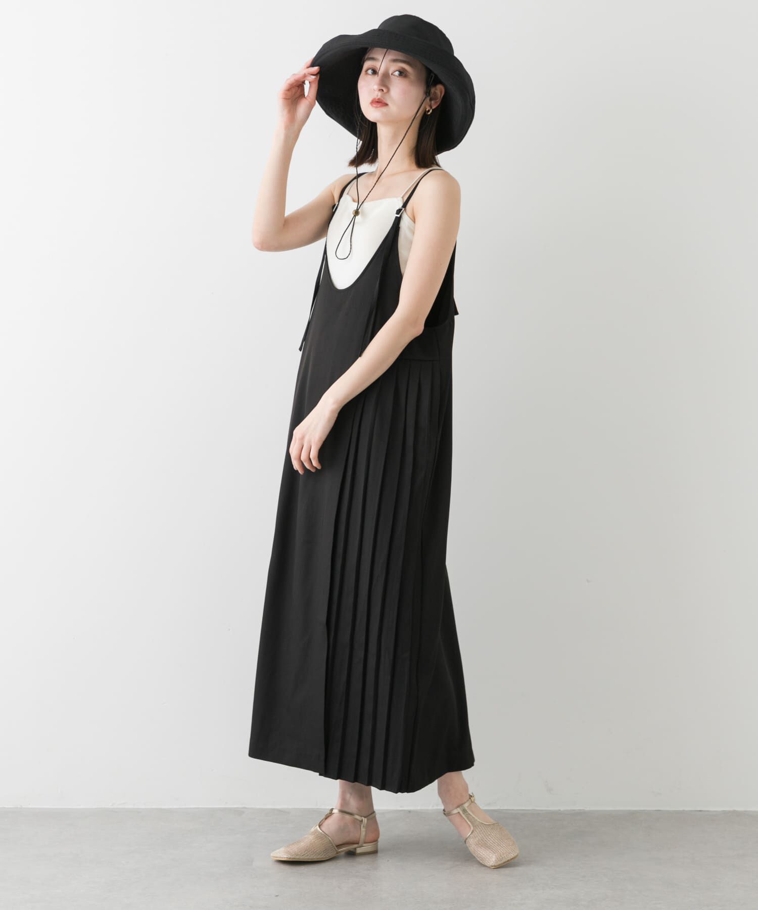 SENSE OF PLACE by URBAN RESEARCH「プリーツキャミワンピース」|ワンピース|