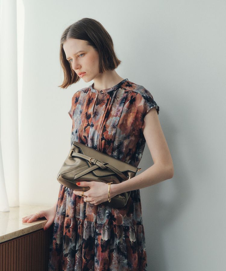 YECCA VECCA「ベルトデザインチェーンバッグ」|ショルダー・メッセンジャー|