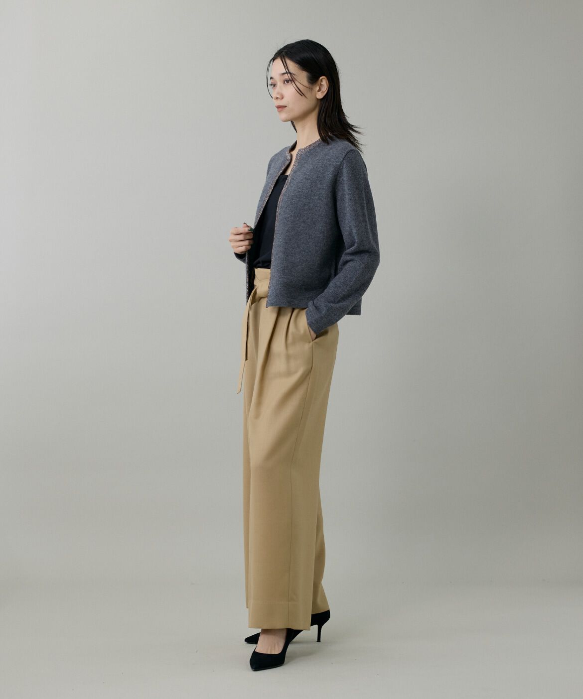 INED「クルーネックカーディガン」|カーディガン|