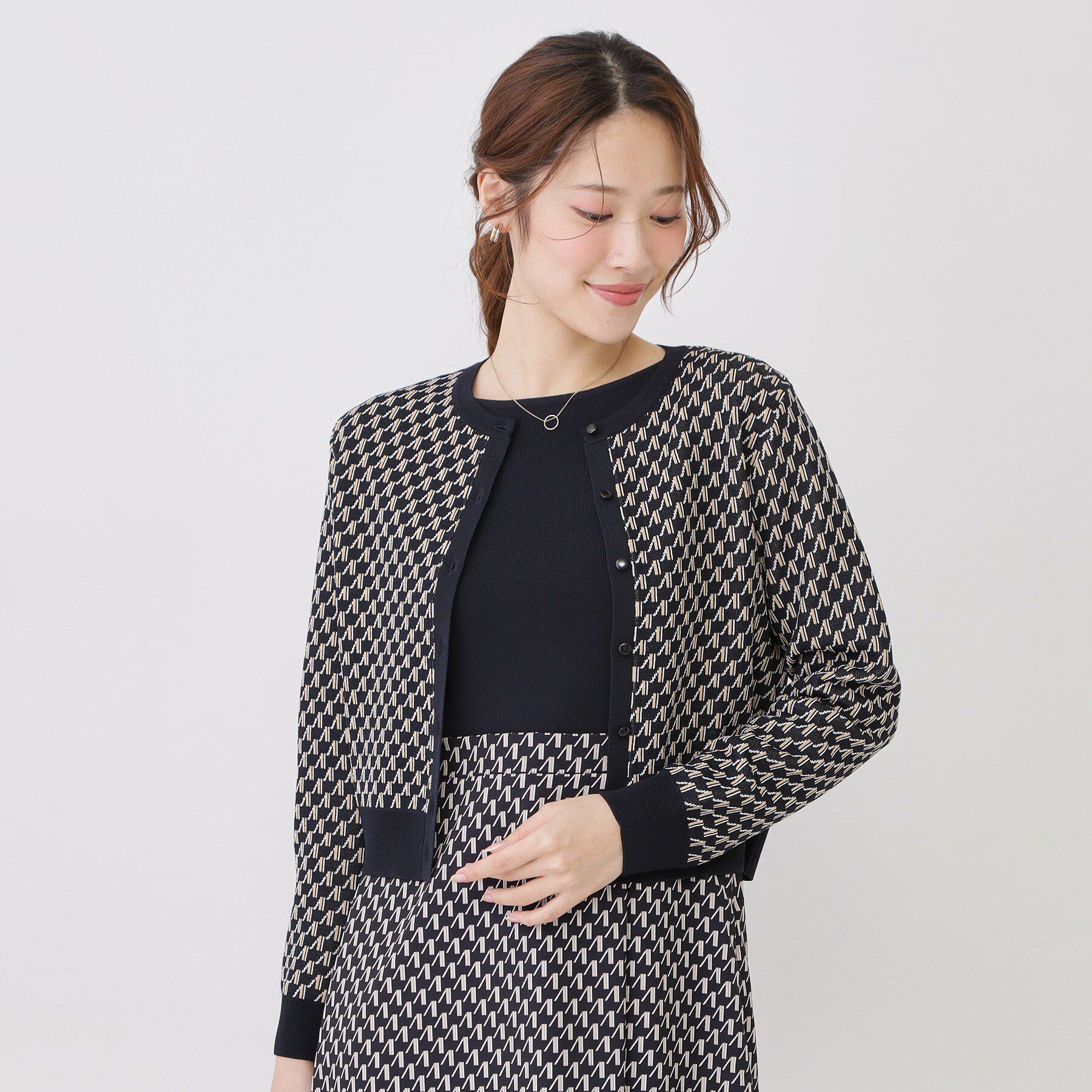 COUP DE CHANCE「【手洗い可／幾何柄／無地あり】短め丈カーディガン」|カーディガン|