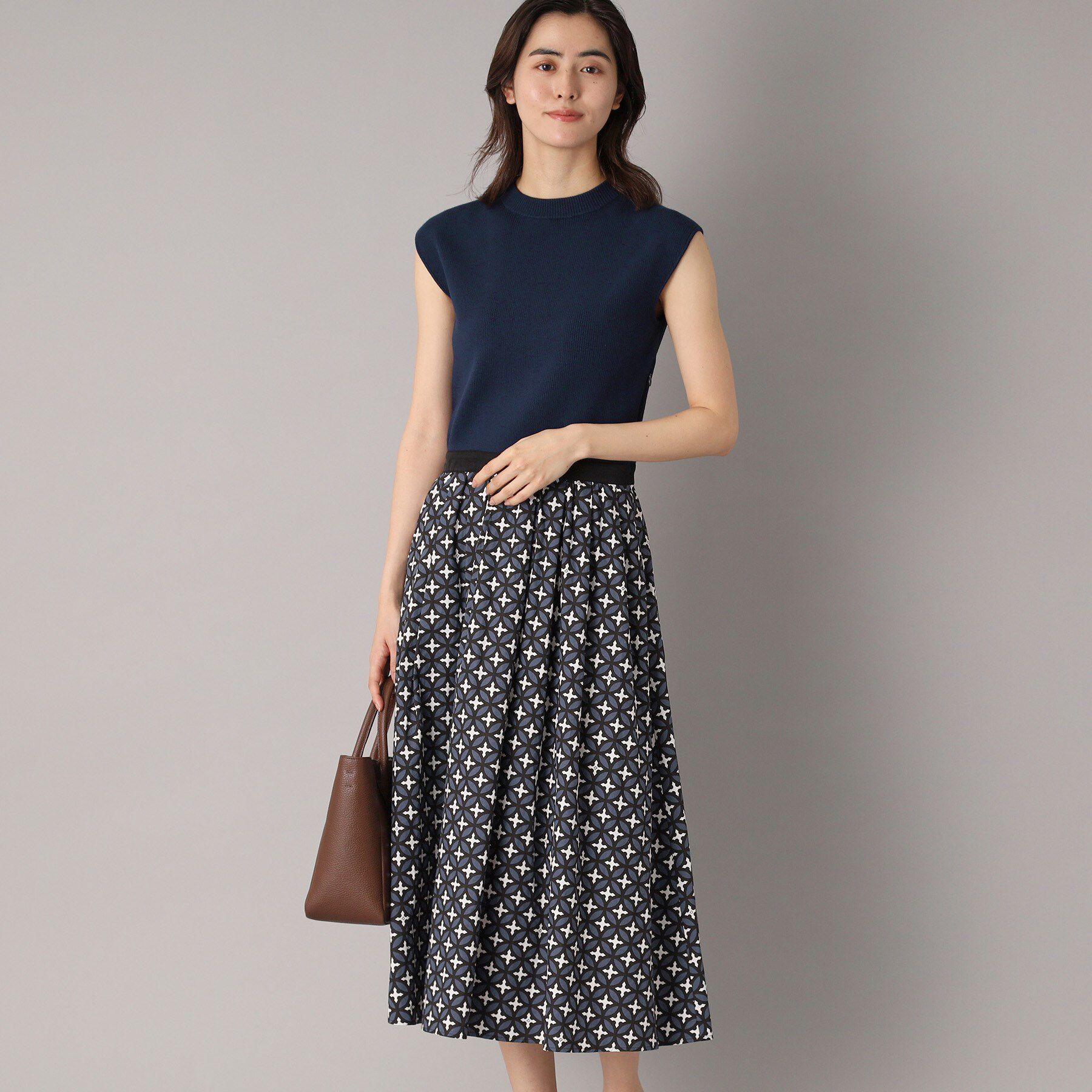 DRESSTERIOR「【洗える】オーバーラップサークルフレンチスリーブワンピ」|ワンピース|