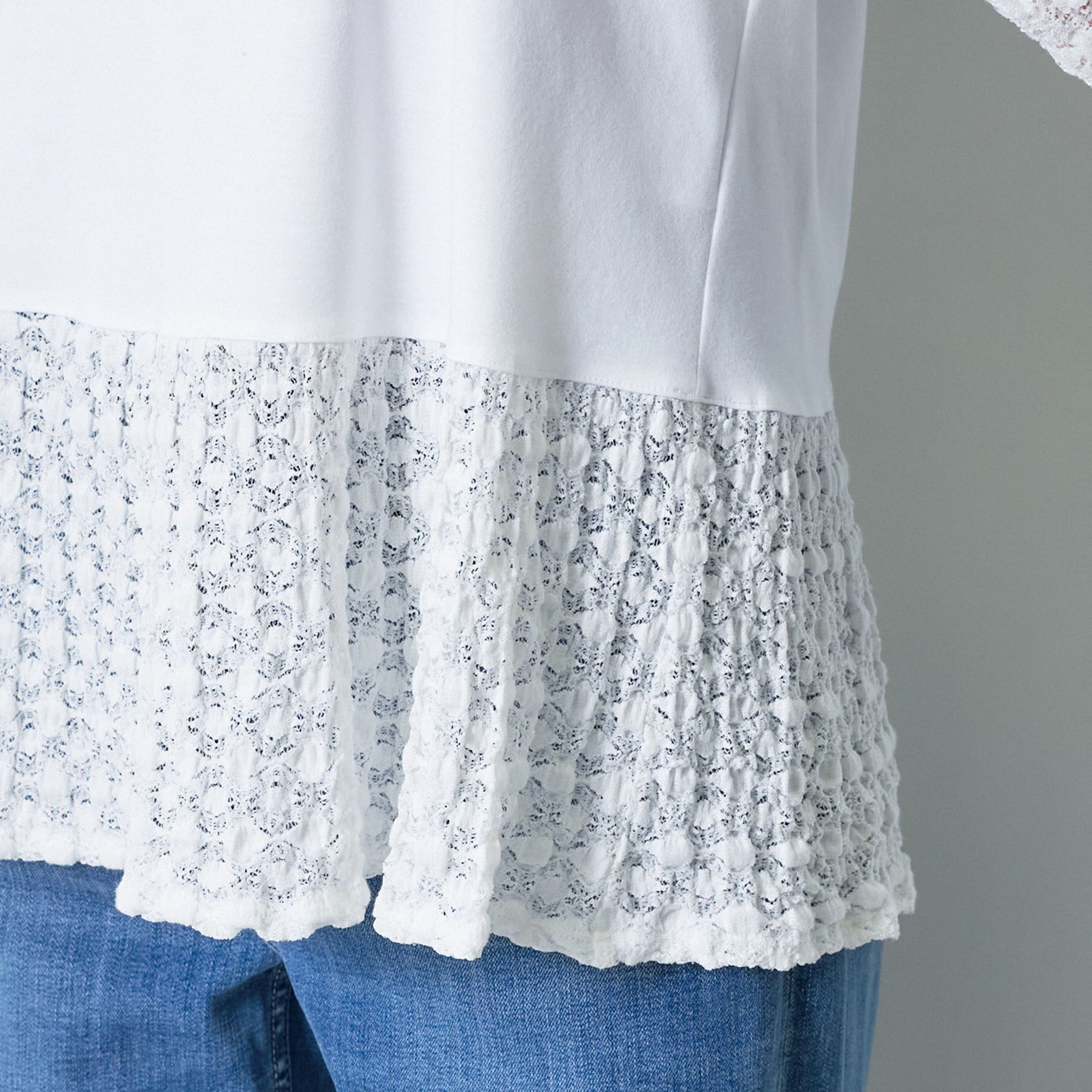 INDIVI「【洗える／レイヤードにおすすめ】シャーリングレース ロングTシャツ」|Tシャツ・カットソー|