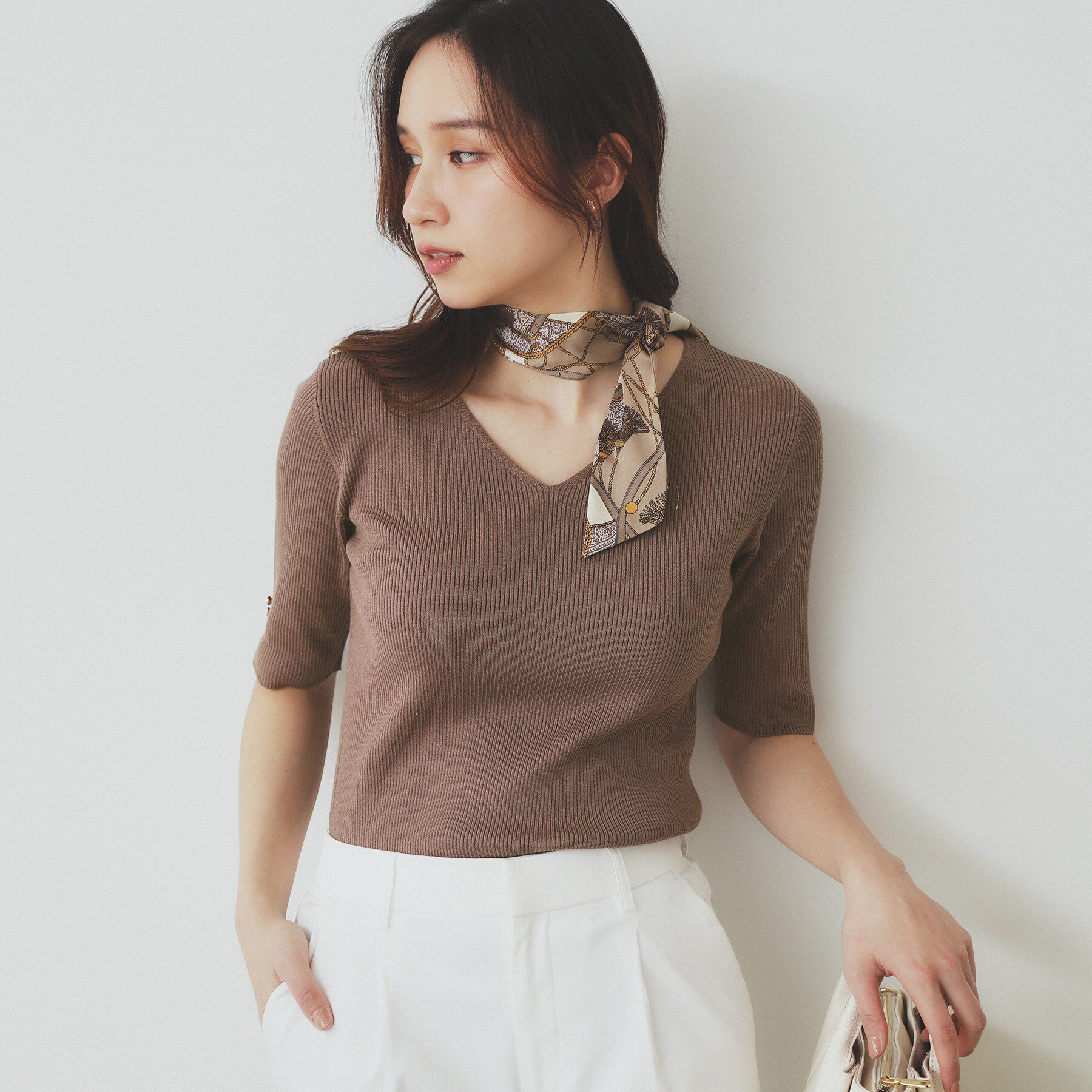 index「《5色展開》Vネックリブニット【洗濯機洗い可】」|ニット・セーター|ピンクベージュ(85