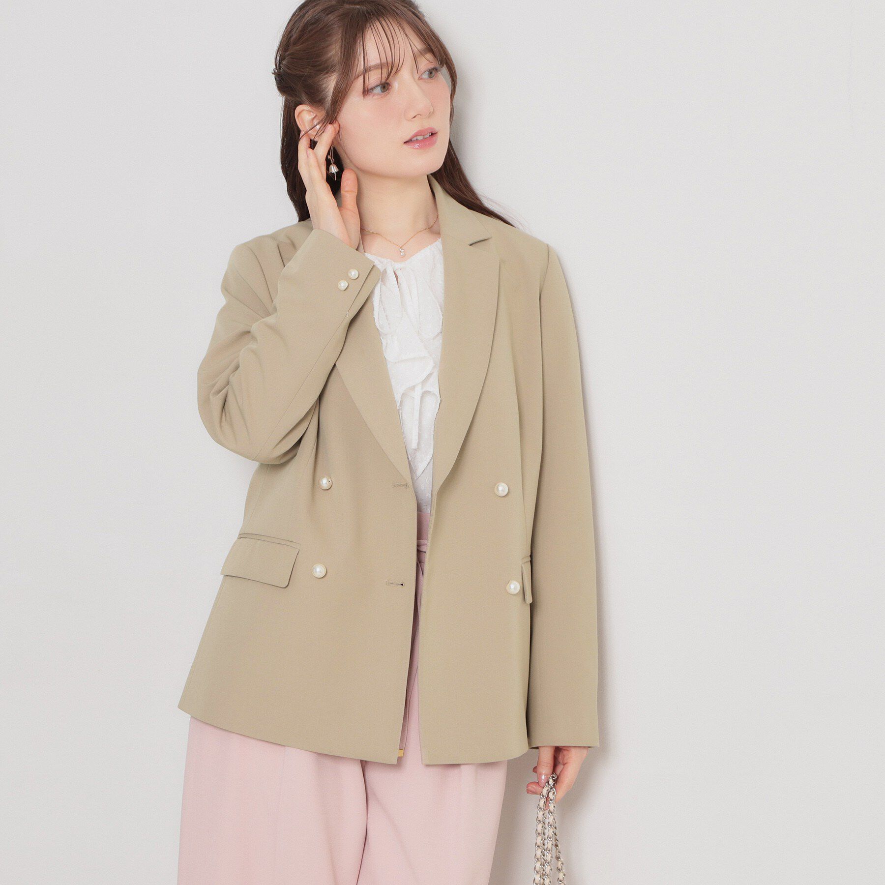 Couture broach「【洗える・通勤】パール調ボタン テーラードジャケット」|テーラードジャケット|