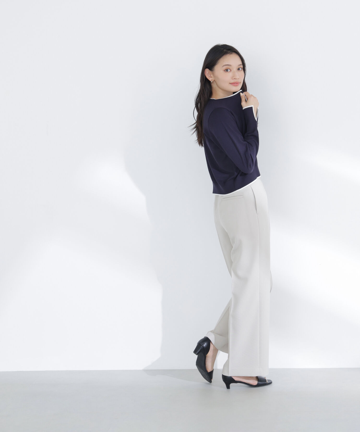  「クルミボタンバイカラーアンサンブル」|ニット・セーター|