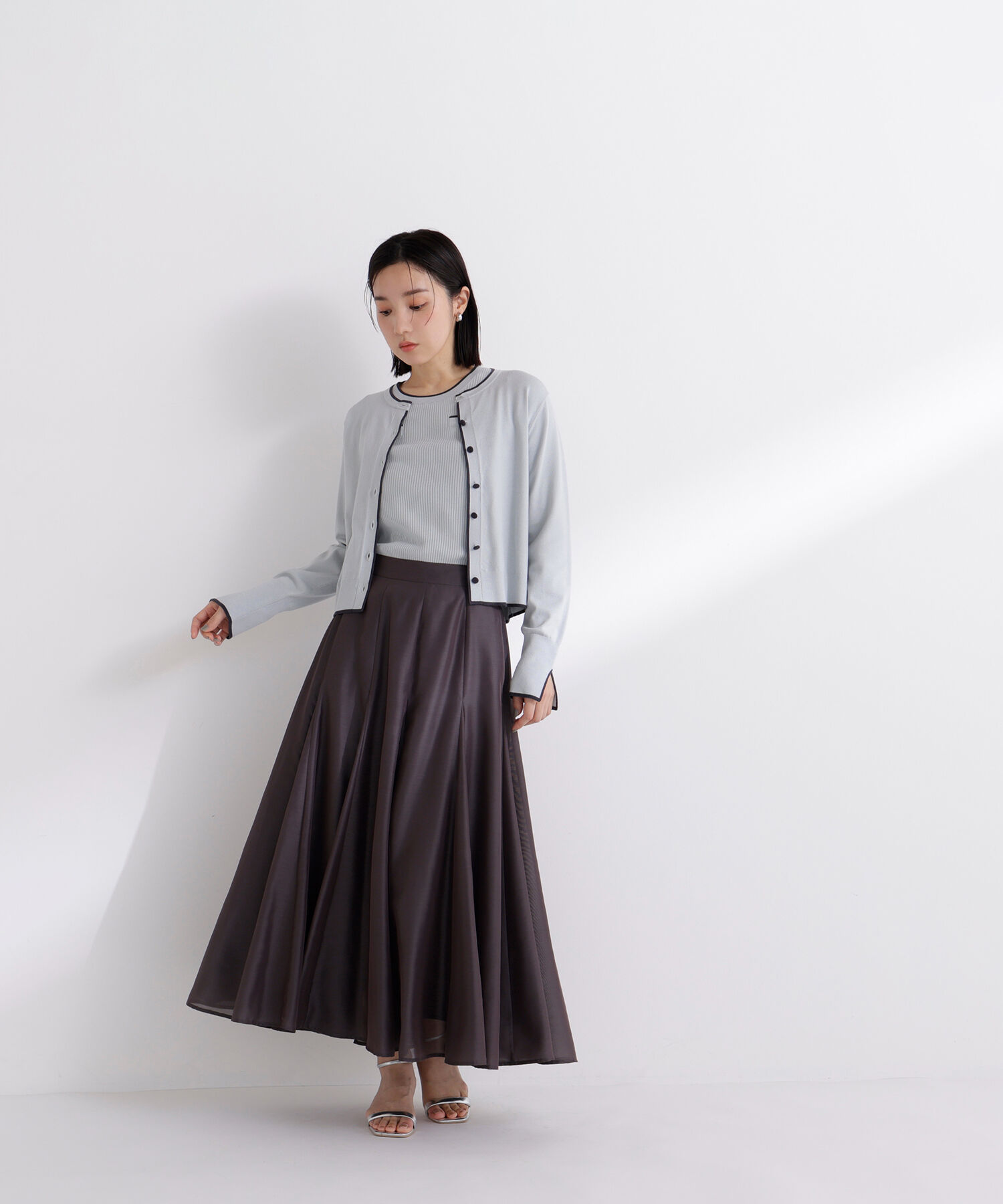  「クルミボタンバイカラーアンサンブル」|ニット・セーター|