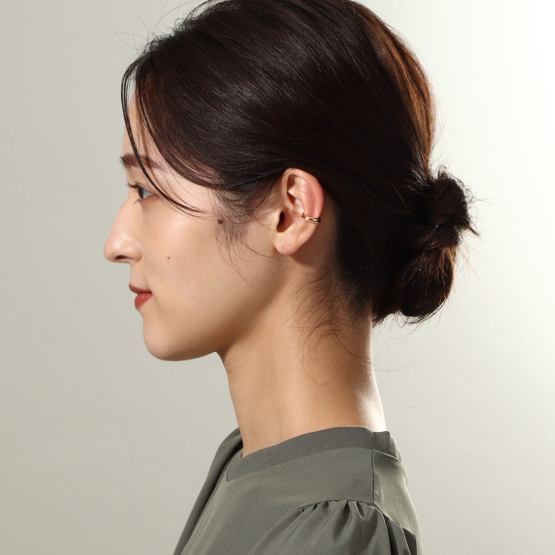 COCOSHNIK「K10しのぎ2連 イヤーカフ」|イヤリング|