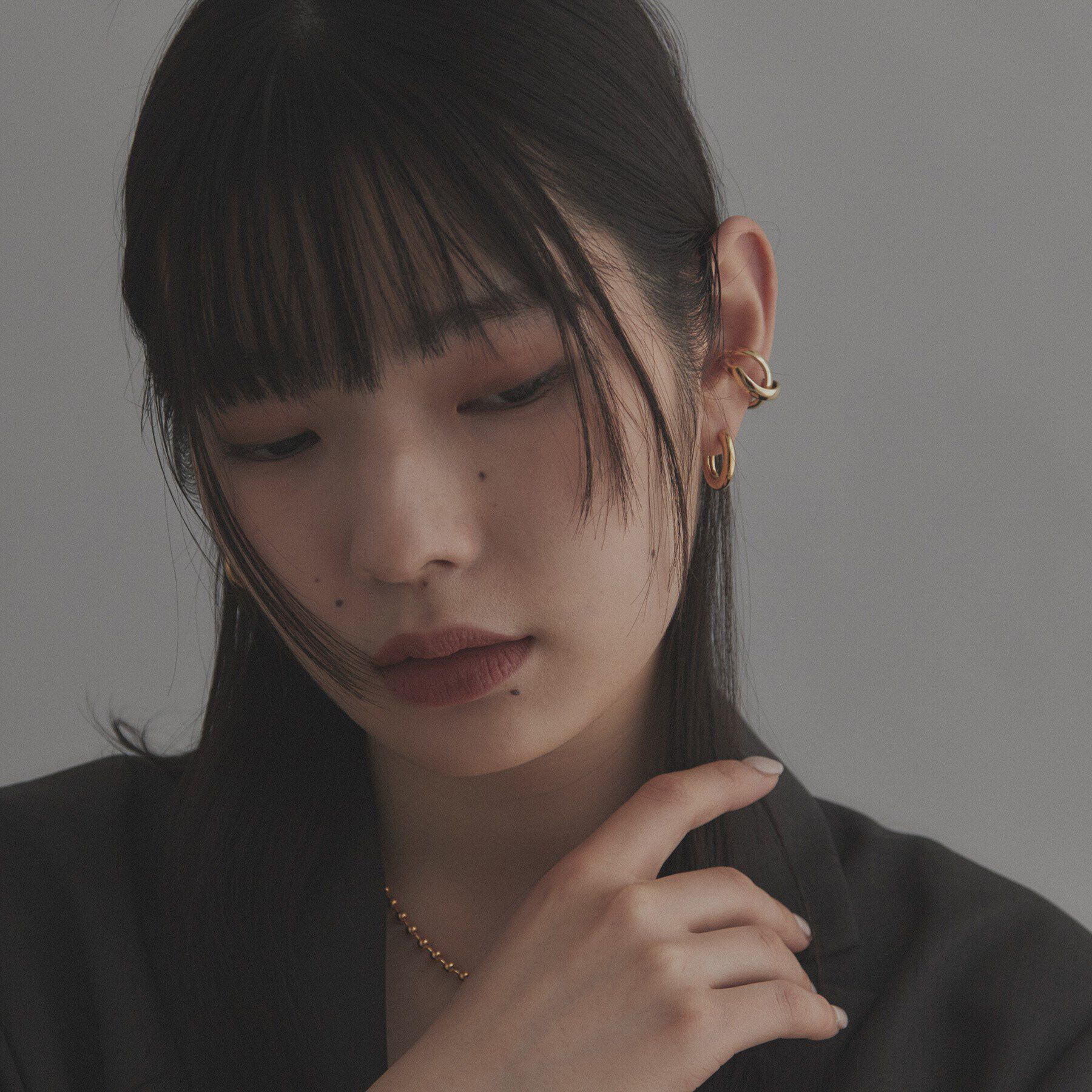 COCOSHNIK ONKITSCH「シルバー ハギーフープ ラウンドピアス GP」|ピアス|