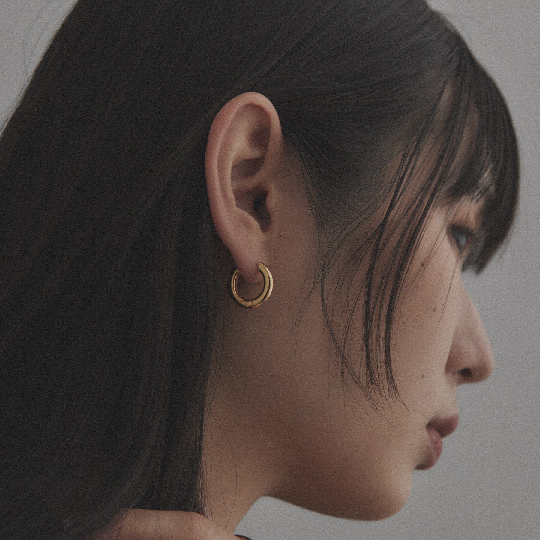 COCOSHNIK ONKITSCH「シルバー ハギーフープ ラウンドピアス GP」|ピアス|