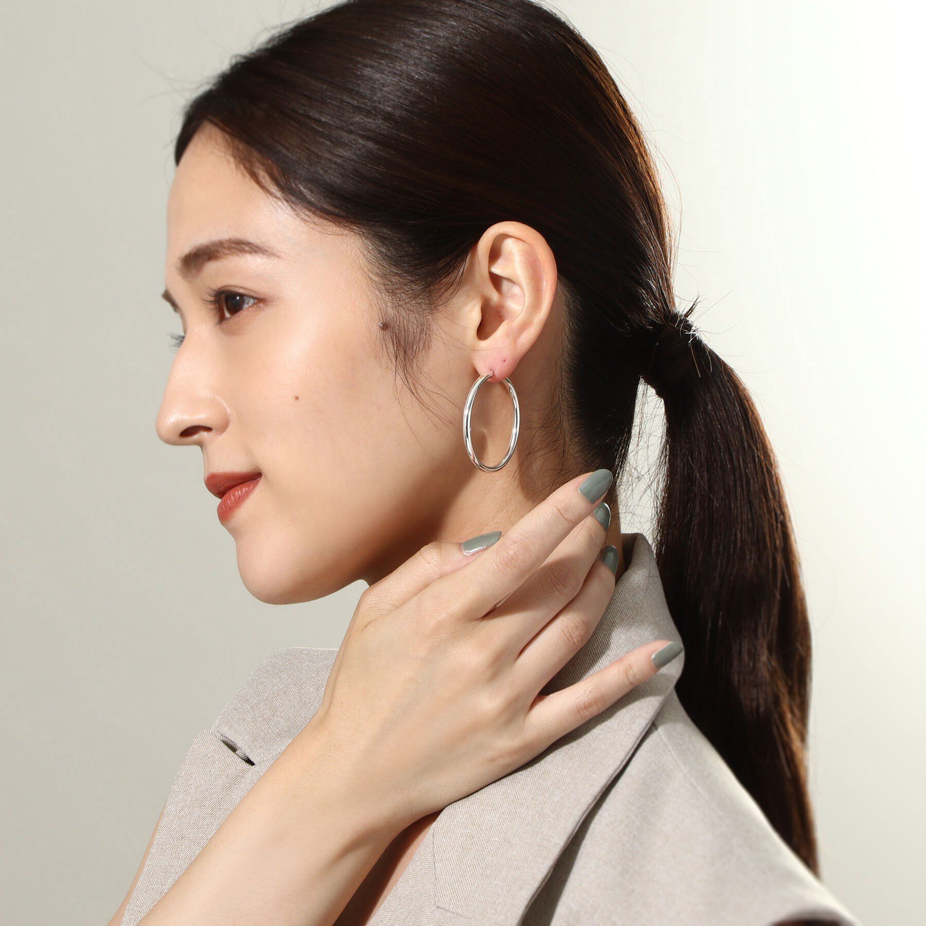 COCOSHNIK ONKITSCH「シルバー ホロウ フープピアスL」|ピアス|