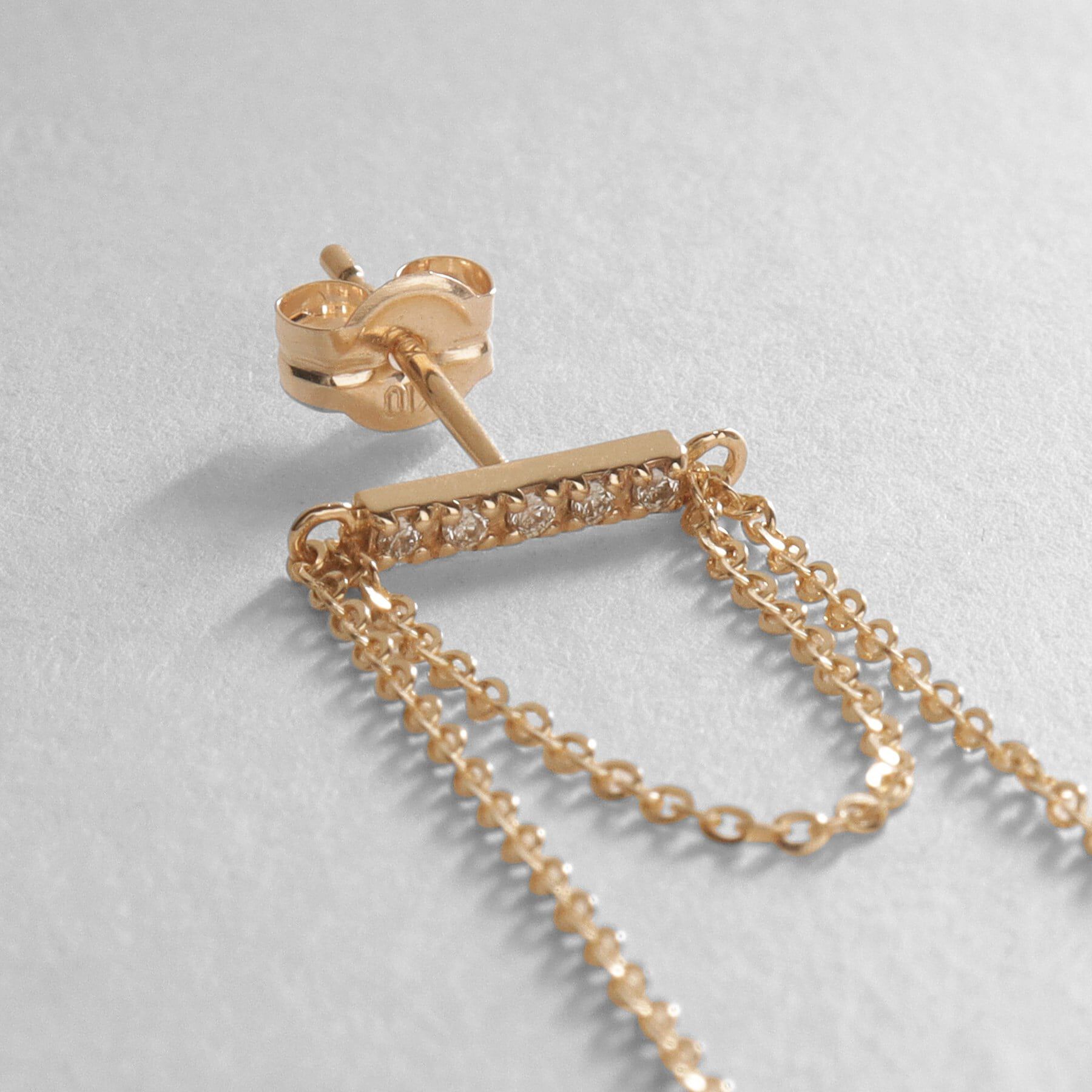 COCOSHNIK「K10ダイヤモンド トゥインクルフリンジ スタッドピアス」|ピアス|