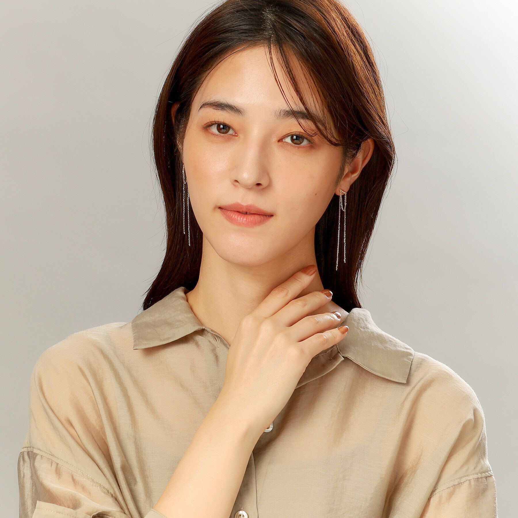 COCOSHNIK「K10ダイヤモンド トゥインクルフリンジ スタッドピアス」|ピアス|